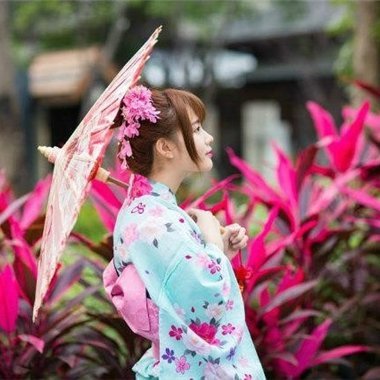 何をやっても全然ダメだった私が1か月で10万3か月後に100万円ゲット🙌みんな幸せになってほしい😀わたしをフォローしてくれた人へ10万円の🎁を用意しています