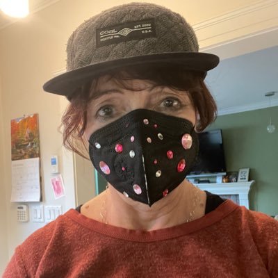 wife/mom/lola 1st & foremost, mindful feminist, ally, progressive, undoubtedly flawd.#HarrisWalz #GeeksResist #BLM #CovidWarriors 🌎♻️🏳️⚧️🏳️🌈🇺🇦🇨🇦