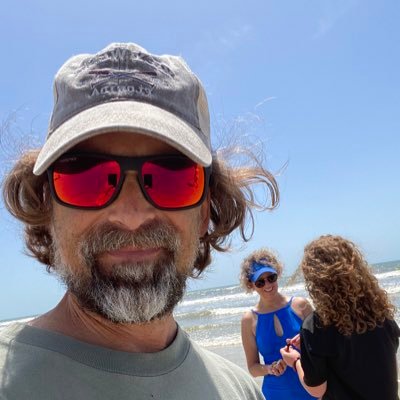 JohnTurano's profile picture. Follower of God, seeker of truth and entertainment.