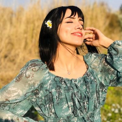 zezeaksx's profile picture. 🤍