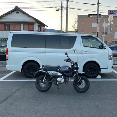 こんにちは Benです。モンキー125&ST125&CT125。バイクで高速道路は苦手なので🚐で積載ツーリング。時々ピーキーすぎて俺には無理なVTR1000Fにも乗る。perfume, ワンピース、ガンダム、ワクワクする道が好き。失明しかけたので健康第一！Sober Curious m(_ _)mよろしくお願いします