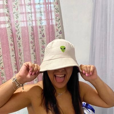 penelope_sosam's profile picture. 