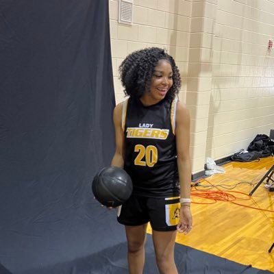 #20 Alcovy High School C/O 2025 🏀   https://t.co/NoORvOCba9