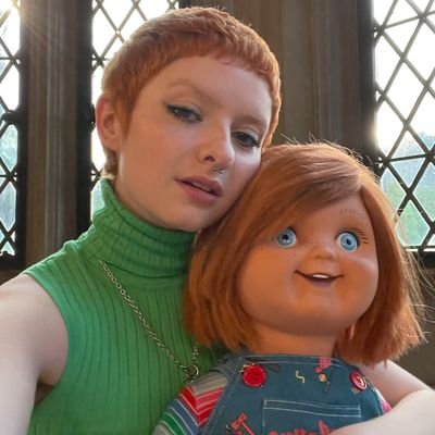 photos, videos and gifs of the cast of chucky (Fan account)