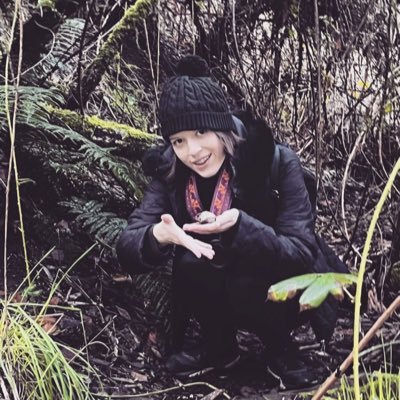 Community ecology PhD student, big fan of creatures and critters. Science communicator on tiktok (@ trashbandikoot) and in any conversation ever.