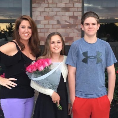 Mom of 2 living in the Philly burbs and teacher of littles