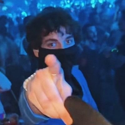 Eren_4O4's profile picture. i wanted to be happy for once..the dream team gave me that 💙💚🧡