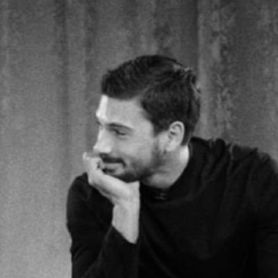 reeee201's profile picture. 