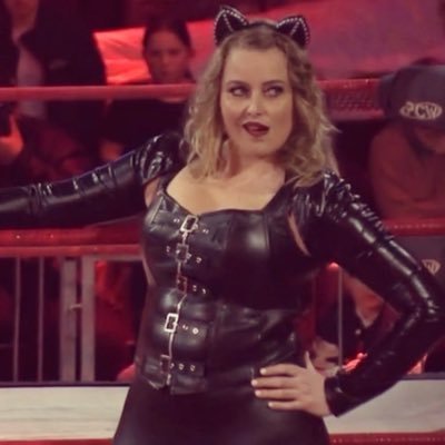 #creatorofchampions Aussie wrestling manager since 2002. Karma's a bitch and so am I! Support Aussie Wrestling! Bookings: ruby-raye@hotmail.com