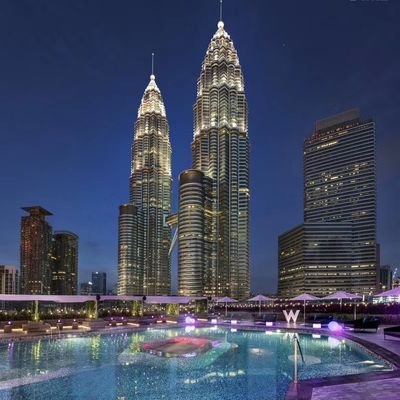 adamdong32's profile picture. 讀書、讀人、讀世界！
Read, read people, read the world!