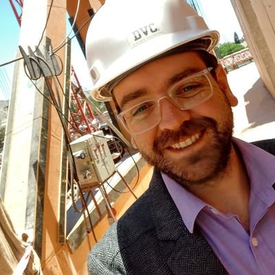 grivesh's profile picture. Díscolo por naturaleza, crítico y autocrítico. 
En proceso de reflexión permanente.