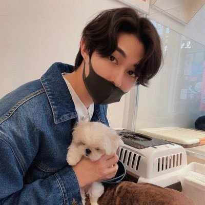 Z_Lluzz's profile picture. 都内で6つの開業医/政府に代わりフォロワーさんへ【全員一律給付】を行います。期間限定でTwitter開設。