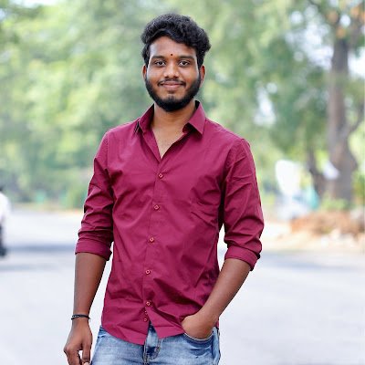 Mukundam_7's profile picture. 