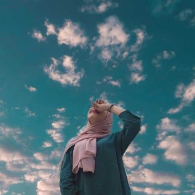 مصممة جرافيك | ابني لك هوية بجودة عالية وتفاصيل مميزة | أغذيك بصرياً وفكرياً بالتصميم الجرافيكي ...خبرة في المجال 5 سنوات
للتواصل واتساب|