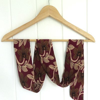 Handmade scarves, wraps and shawls for every season and occasion.