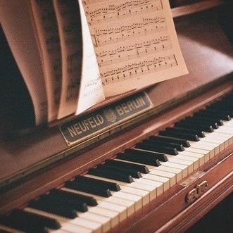 クラシックピアノの演奏会をしています。仕事をしながら、音楽を楽しんでいます。【演奏会予定】2024年2月18日(日)14:00開演＠旭区民文化センター（サンハート）