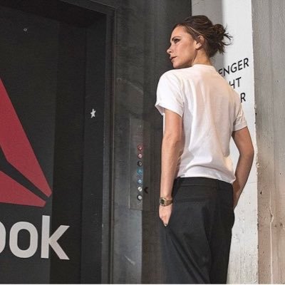 Janeway__'s profile picture. おいしいものと旅は人生。  CrossFit、Robben、Star Trek、コールソンさん、どうぶつ（特にイヌ）を愛してます。🇹🇼🇰🇷にごはん食べに行きます。お仕事は歯です。