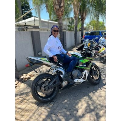 I CAN BE: weird, silly, serious, quiet, outgoing, wild,
 sweet, funny, kind, dramatic, sarcastic, creative,
 romantic, but really, I'm just me🕯
RIDE WITH MCC🏍