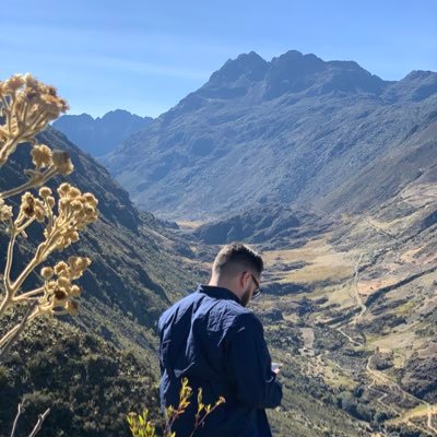 Professional wannabe Let’s do something Let’s go somewhere 🚙🛵🌲⛺️☕️🍴🐕🐩 #Merida