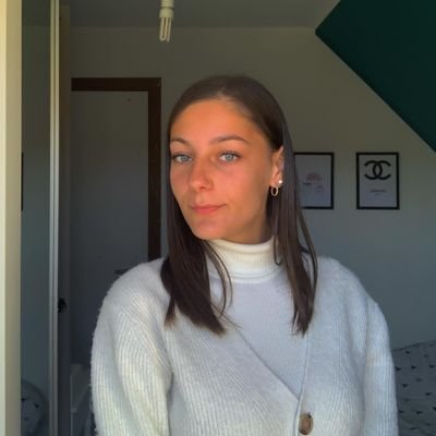 meuf sympa et super gentil. mais aussi un peu cochonne 😁😊sur les bords . dm si tu veux être mon ami.
petite #nympho
mon télégram ⬇️🔞