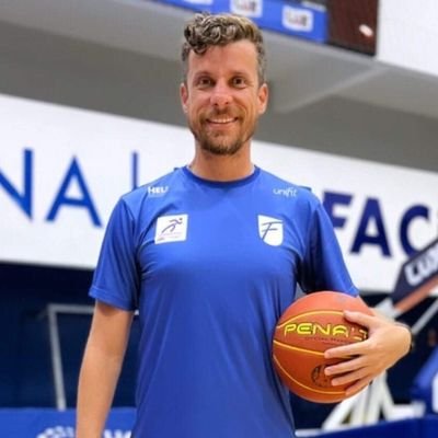 Assistente técnico da equipe Unifacisa 🏀