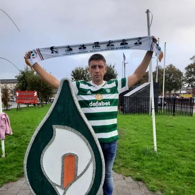 love my 2 kid's, fiancee,3 step kids ,Love everything Celtic,Irish history, Gaa,#Lisbonlions #quadrupletreble,Eire 32🌟🏆🏆🏆🇮🇪🏆🏆🏆🇮🇪🏆🏆🏆🇮🇪🏆🏆🏆