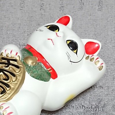 bUJ2L46VBAc1YuS's profile picture. 本や雑誌のこと。日常を楽しむこと。
砂の女と幽霊たちと猫と庄造。