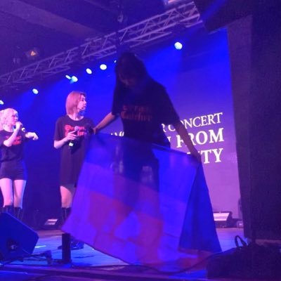 Deukaekill's profile picture. ot7 amounts of lethality, suggestions welcome 🖤