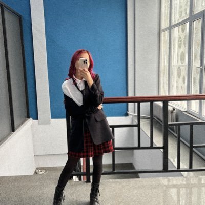 dullbrain_'s profile picture. 