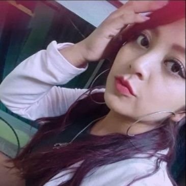 Mujer feliz- Progresista-Animalista-Defensora de los derechos humanos-