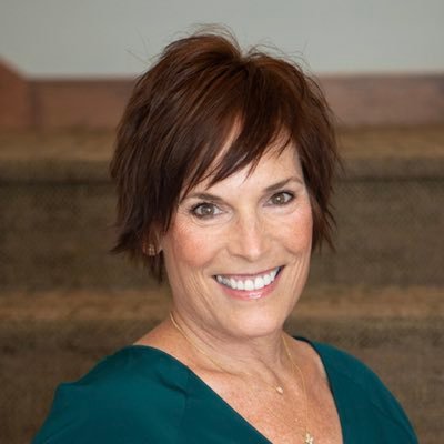 RedWeatherGrl's profile picture. 