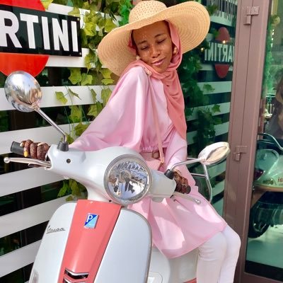 schnookumsss's profile picture. • Architect • Wife • Content Creator • Lifestyle Influencer •