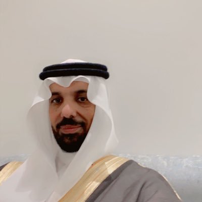 غيور على الدين محب للوطن والمليك وللحياة. حاصل على بكالوريوس شريعة + بكالوريوس إدارة أعمال+دبلوم تسويق ، متخرج من المركز العدلي و مهتم بمجال القانون والأعمال