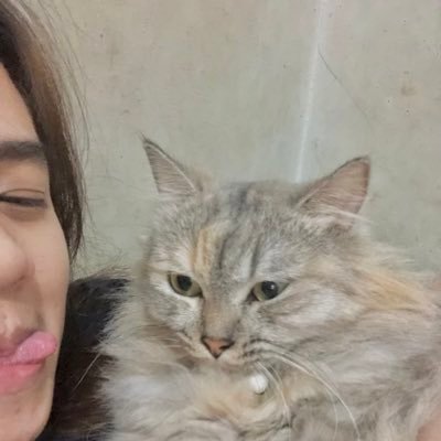 intanauliaynn's profile picture. 