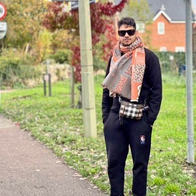 Dineshsingh_04's profile picture. 
