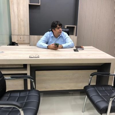 usmangillani11's profile picture. 