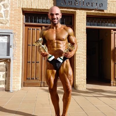AlfonsoTapiador's profile picture. Entrenador personal de alto rendimiento 💪🏋️‍♂️ Nutricionista 🥑🍉 Toledo/Madrid