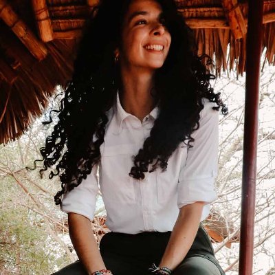 SophiaCorde's profile picture. PhD student in the @CarmichaelLab | Human-Wildlife Interactions + Manatee Behavior | BS @univmiami '19 🌴🌊 | MS @wku '22 🐘🌙 | PhD @UofSouthAlabama '27 🐬⛵️