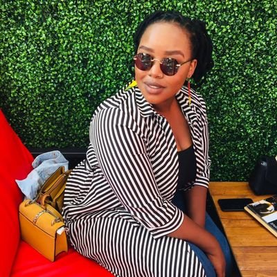 Football enthusiast, avid reader and dry wine drinker.🤍 A true humanitarian, naturalist, deep house head and Jazz lover. NO DM🌻🙏🏽