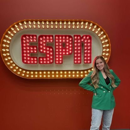 Living the dream @ESPN
Talking about sports or eating chicken wings.
Probably both... as long as there's a dog there.