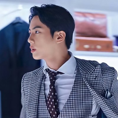 I heard I’m toxic but I’m actually really nice. BA. BTS comeback 2025. We are the dreamers 💜. FOCUS ON RM. Vs pholio 🔥. 🚫solo/shippers/antis🚫 fan account