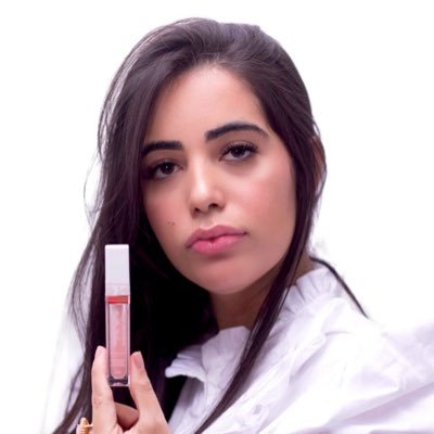 emillyllinhares's profile picture. ❤️