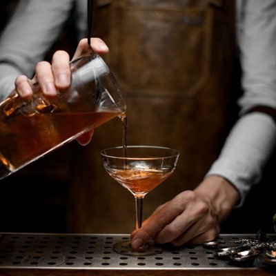 CraftsnDraughts's profile picture. A weekly series that brings together leading mixologists, cocktail enthusiasts, top chefs & celebrities for saucy conversation over craft beer and booze.