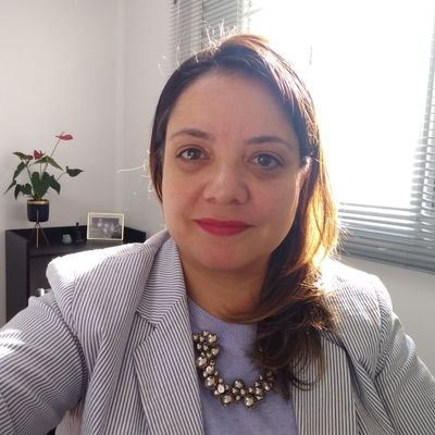 LilianLeandroB1's profile picture. 