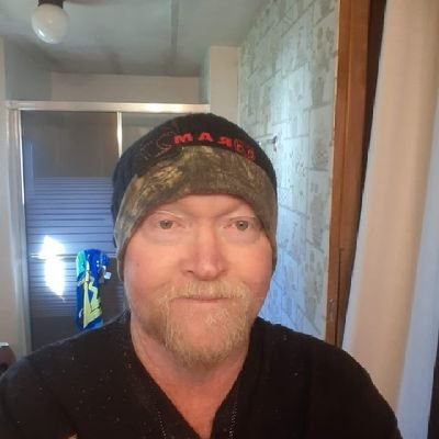 single parent raising my daughter.if you are cheating don't bother texting me. no bots, no hook-ups, not a loan officer Maga. team Trump.