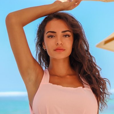 Jessy02324456's profile picture. 