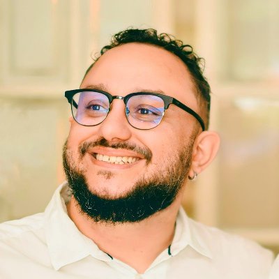 Professor, Esp. em Psicopedagogia e Mestre em Educação | Serv. Público | LGBT+ I Produtor Cultural I LSR/PSOL I Coletivo LGBT+ Leilane Assunção I Luta Educadora