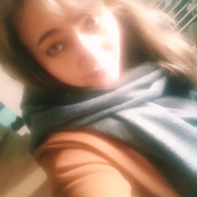 Moniak80681023's profile picture. écrivain