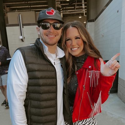 ✰ The one who reigns forever, he is a friend of mine • Texas Tech Softball Alum ✰ @coltbolt7 💍