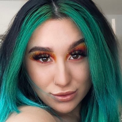 mackenziiemarie Profile Picture